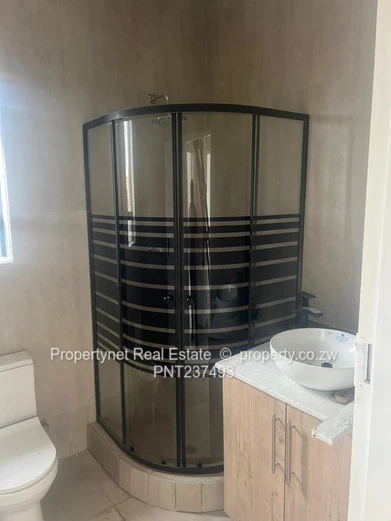 Modern neat family home!!!