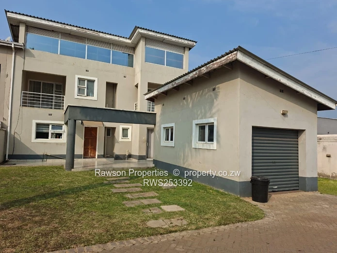 Avondale West Townhouse For Sale
