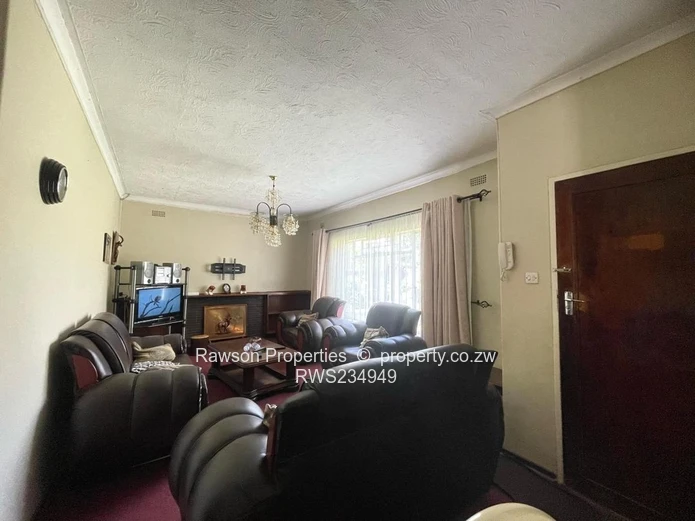 Neat Ashdown Park 3 bedroom House For Sale (Sole Mandate)