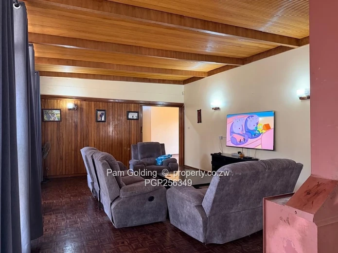 Close To Town. SURBUBS 2939sqm!
