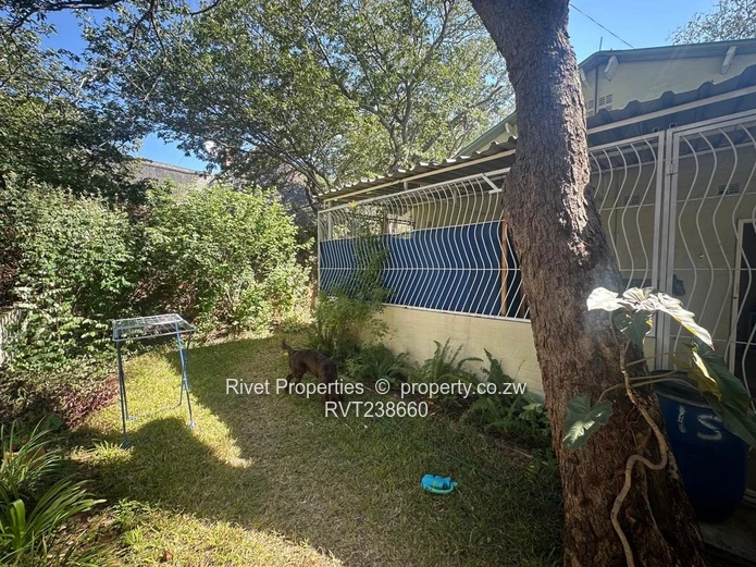 House For Sale - Mahogany Road Victoria Falls (Sole Mandate)