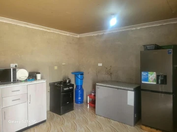 6 Bedroom House