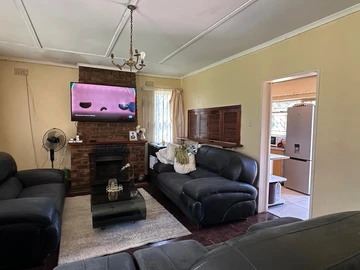 2 Bedroom House