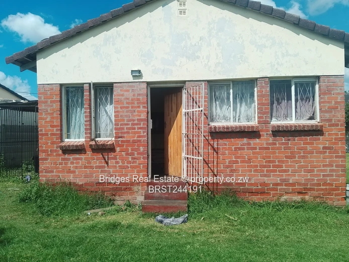 Nice and Neat Starter Home (Sole Mandate)