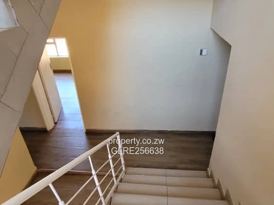Pomona 5-Bed House on 2000m² with Borehole & Balcony