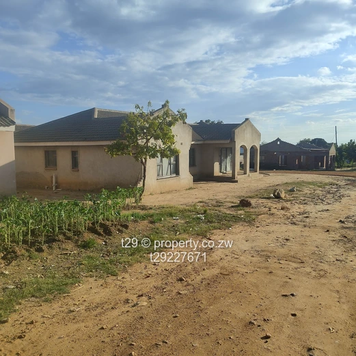 Damofalls park Ruwa house  for sale (Sole Mandate)