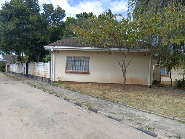 3 Bedroom Garden Flat