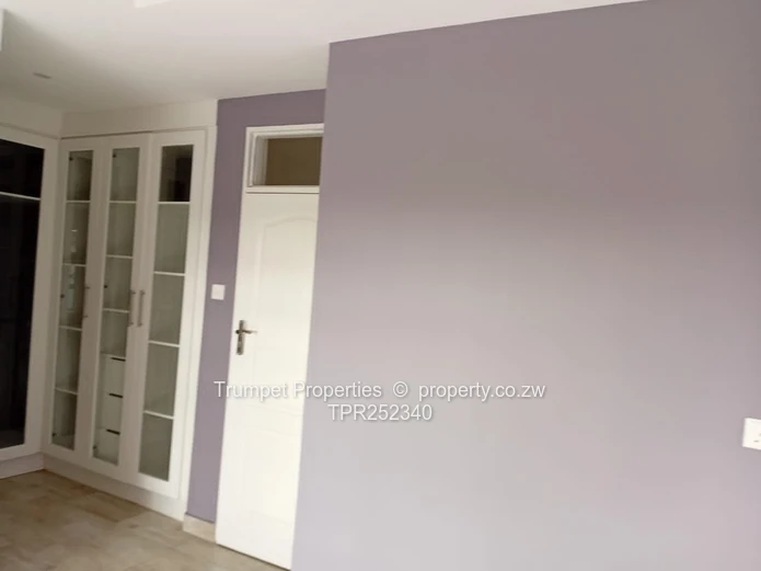 Modern 4-Bed Mabvazuva Home w/ En-Suite, Garage & 24hr Security
