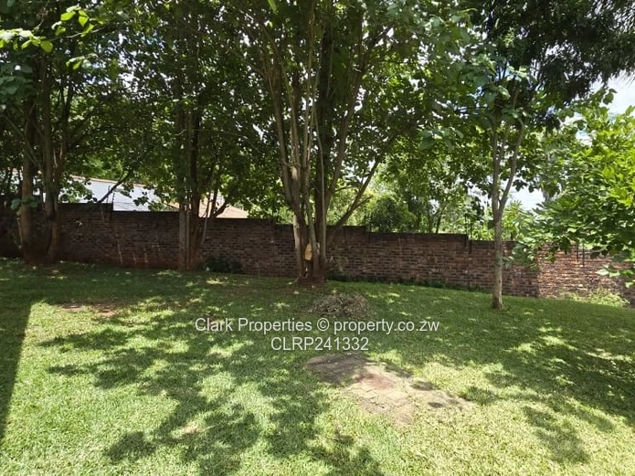 Corner Unit with a Large Garden 