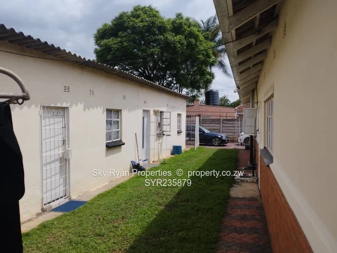 Avondale West House For Sale