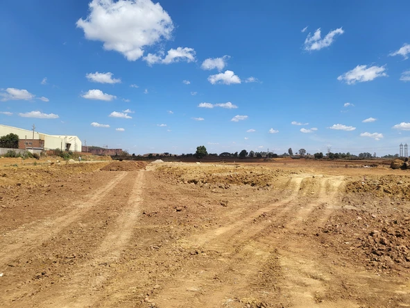 Commercial & Industrial Land