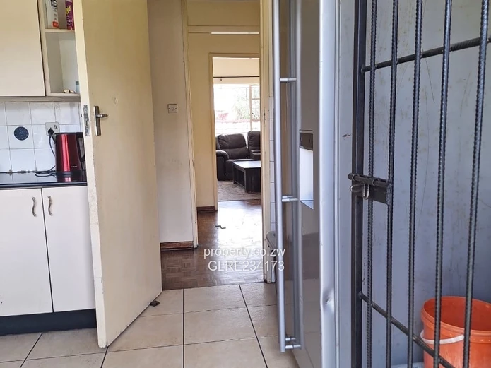 For Sale : A 3-Bedroom Sunridge Home That Has It All.