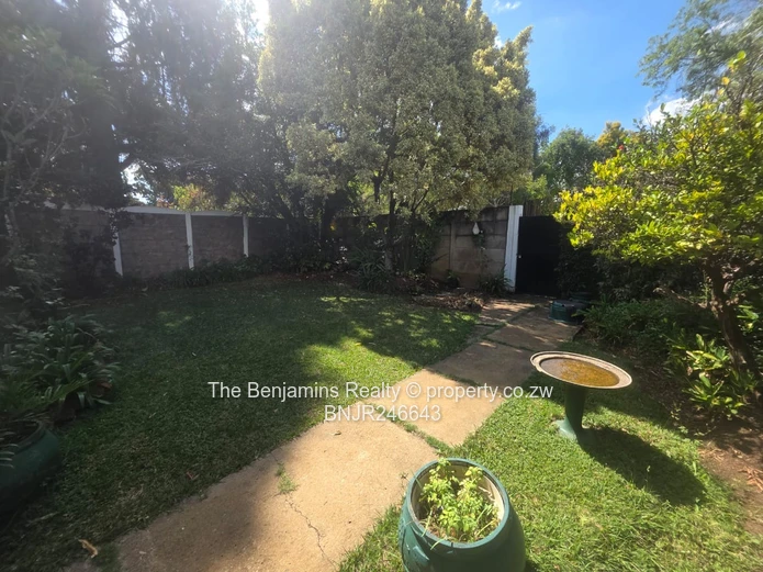 Garden Flat In Avondale