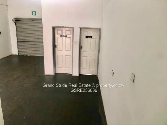Warehouse In Pomona Industrial Park