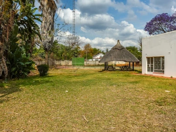 10 Bedroom House