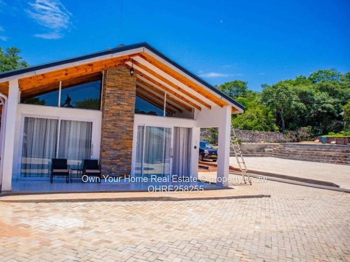 Monaval Cluster house to rent 