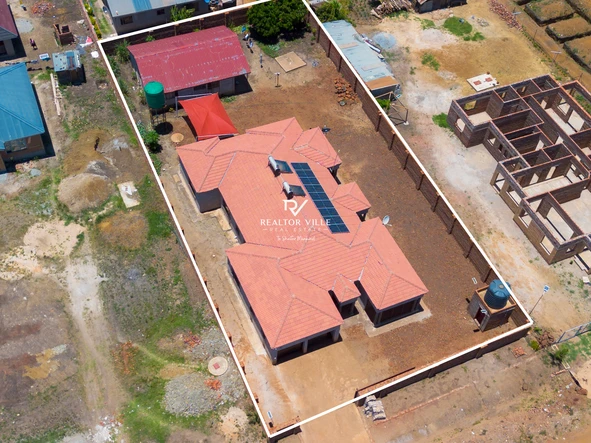 Luxurious Sandton Phase 2 Property for Sale