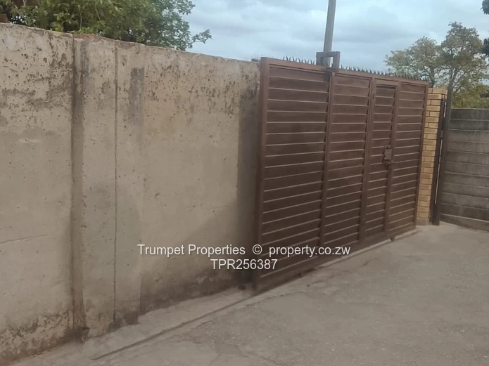 Mufakose 4-Bed Walled Home, Gated with Verandah & Paved Yard