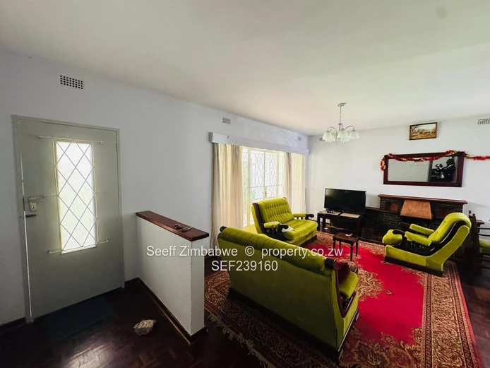 3-Bedroom Beauty in Upper Hillside: Also suitable for Commercial use! (Sole Mandate)