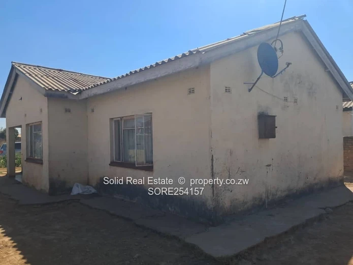 3-Bed Norton House - Tiled Bath, Good ZESA, 200m²