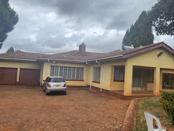 Mandara 5 Bedroomed House For Sale
