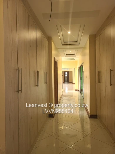 Spacious 6-Bed Home with Pool in Mount Pleasant Heights