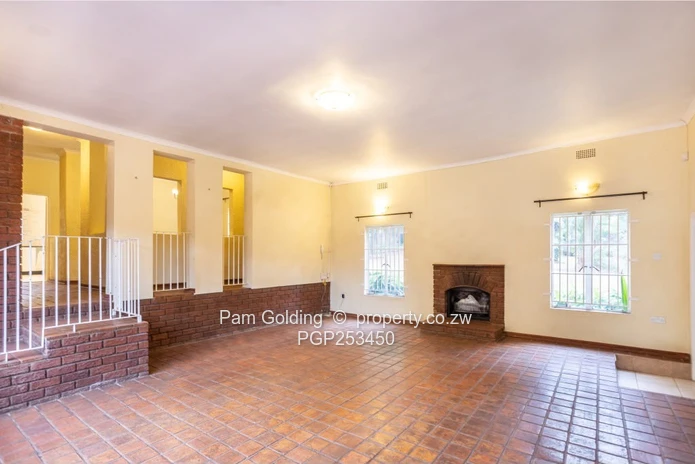 Prime road frontage mixed use property (Sole Mandate)