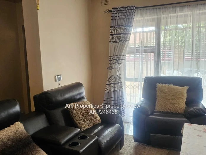House for Sale – Mainway Meadows