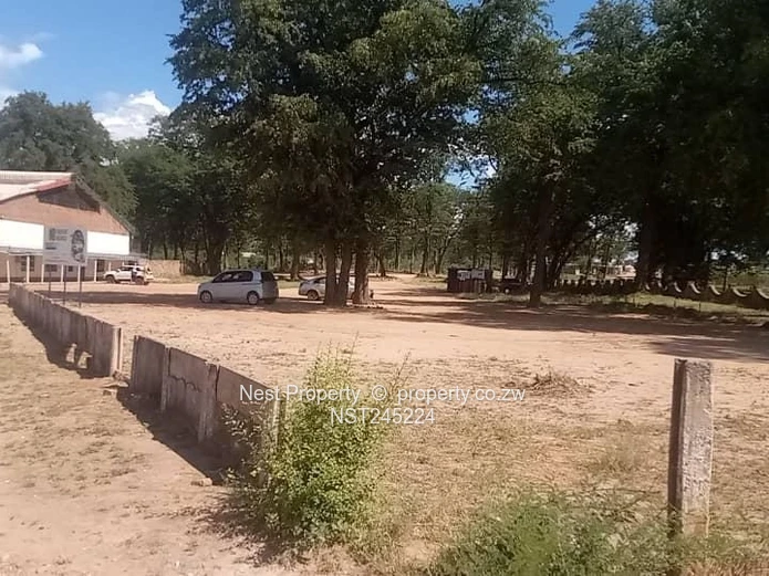 Commercial stand in Chirundu for Sale