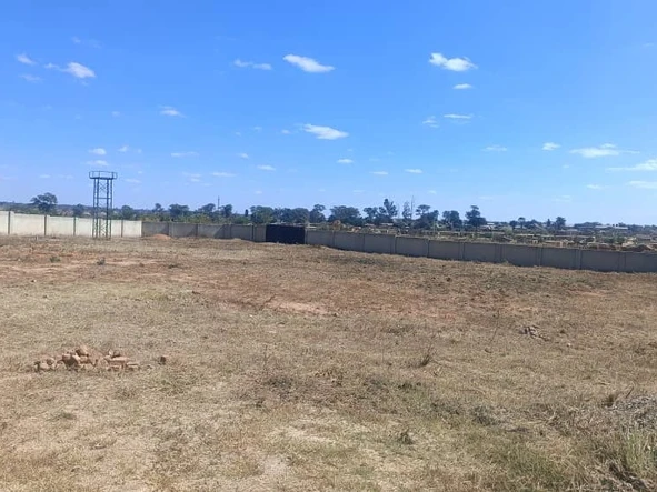 Commercial & Industrial Land