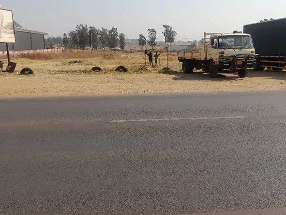 Commercial & Industrial Land