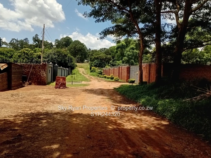 Glen lorne 4400sqm stand for sale