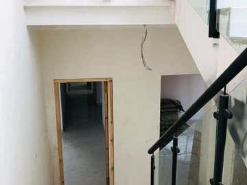 4 Bedroom Garden Flat