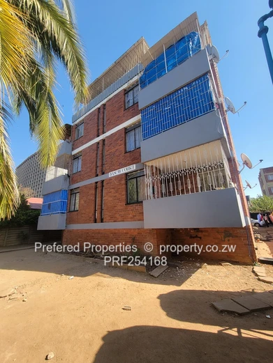 Spacious 1-Bed (100m²) Flat in Harare CBD - Municipal Water & Good ZESA (Sole Mandate)