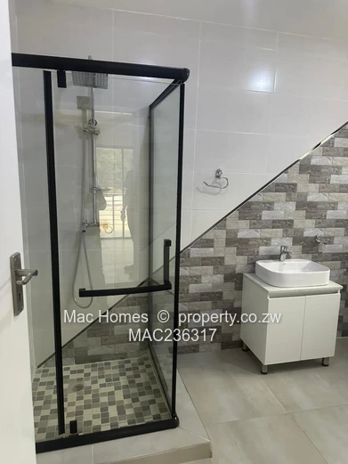 Double storey Villa for sale in Marlborough 