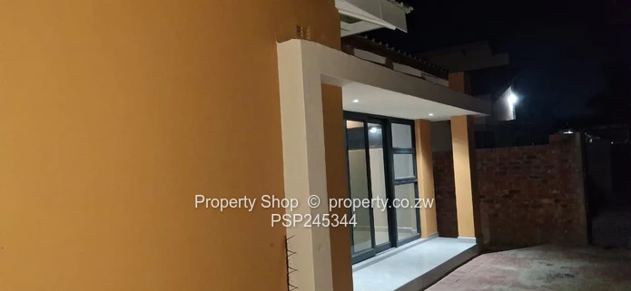 Modern 2-Bedroom Home In Secure Gated Community