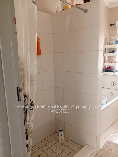 Beautiful garden flat to rent! (Sole Mandate)