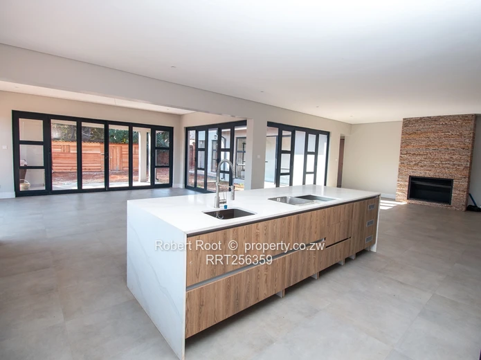 Modern Newly Built, 4 Bed Family Home, On 2000 Sqm