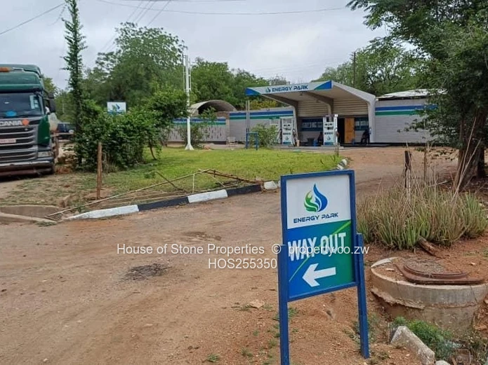  Fully Functional Beitbridge Service Station for Sale