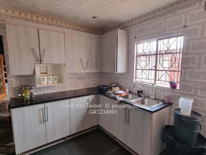 3 BR House for Sale - Emganwini near Bulawayo