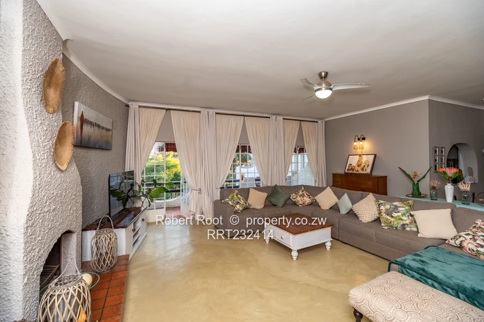 Exquisite family home up for grabs!