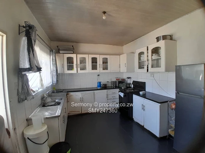 Modern Cluster Home up for grabs
