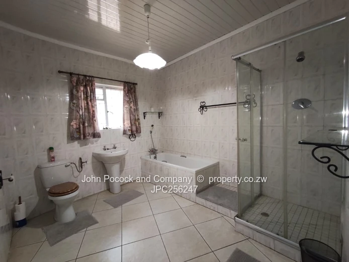 Burnside - Space & Privacy & Natural Setting