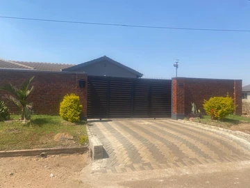 4 Bedroom Townhouse Complex