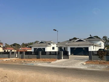  Sophisticated Double Storey Living in Arlington Estate