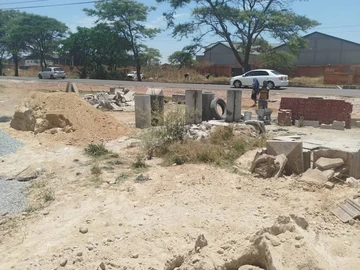 Commercial & Industrial Land