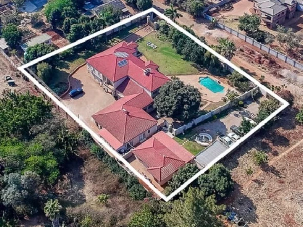 7 Bedroom House