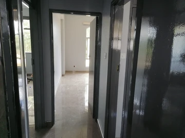 2 Bedroom Flat & Apartment