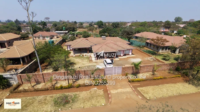 Family home in the low density of Norton 