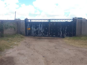 Commercial & Industrial Land